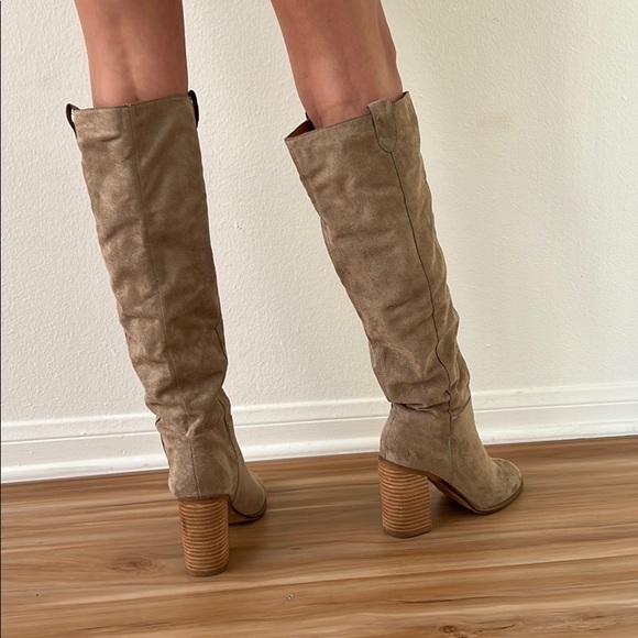 Boots - Picture 2 of 6